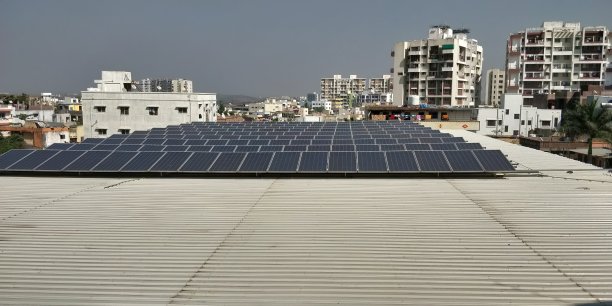 楼顶太阳能光伏发电