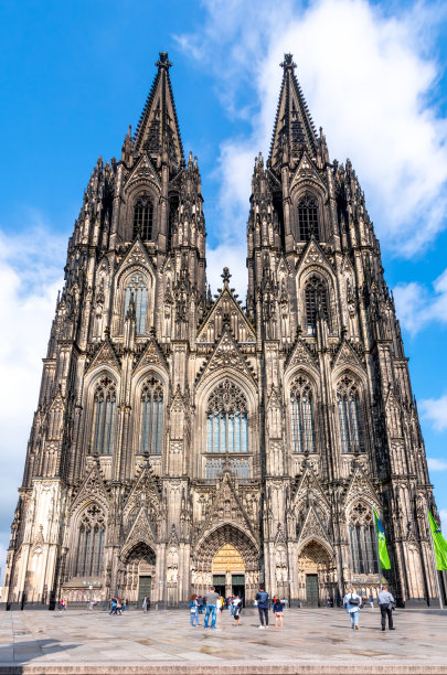dom