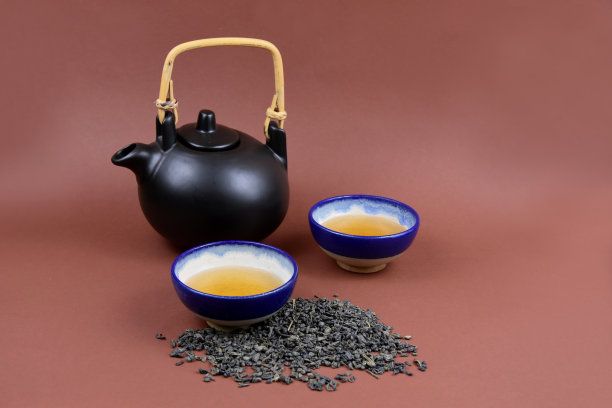 茶叶茶壶一片茶叶