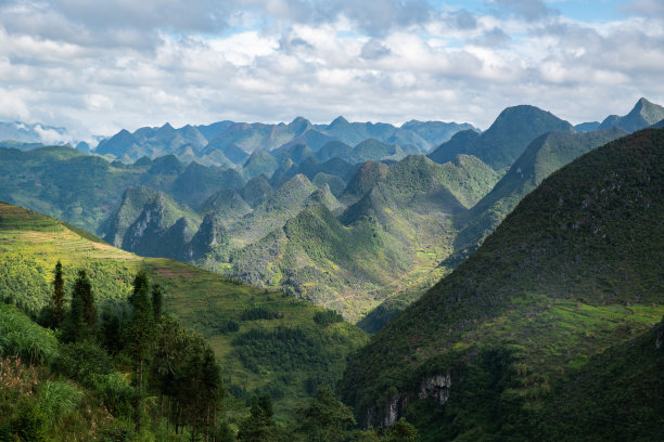 桂林山峰桂林高山大山