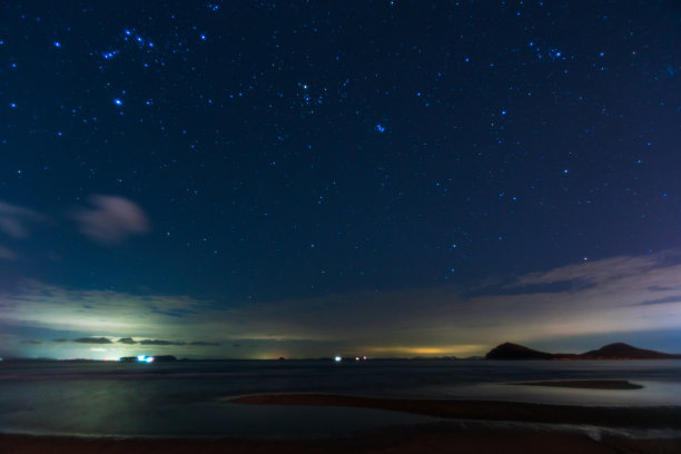 大海的星空