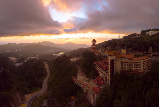 山上寺庙景区