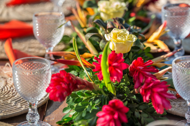 华丽绽放财富中心