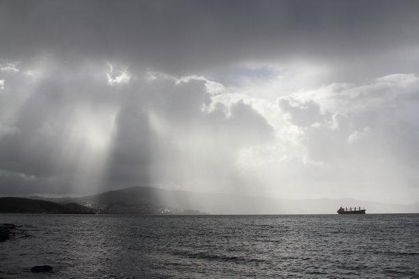 雨后的海岸