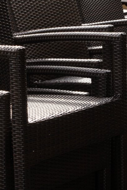 黑色藤椅