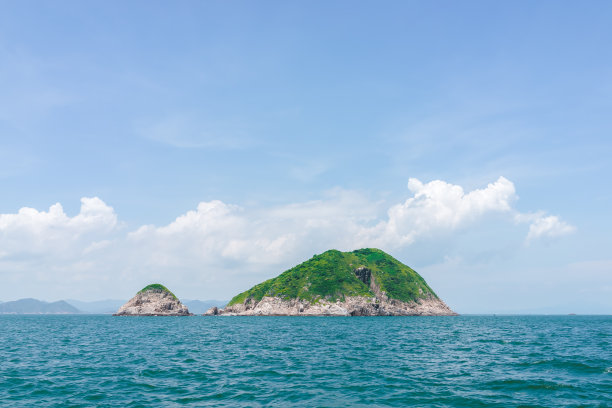 日山脉山峰地理地貌