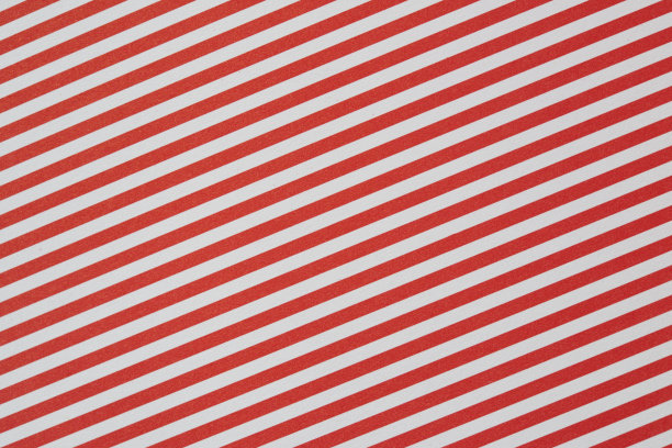 红底格纹服饰图案