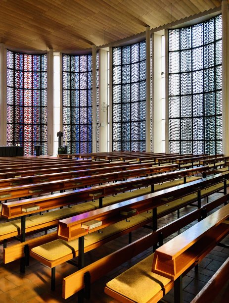 教堂窗户彩色玻璃设计