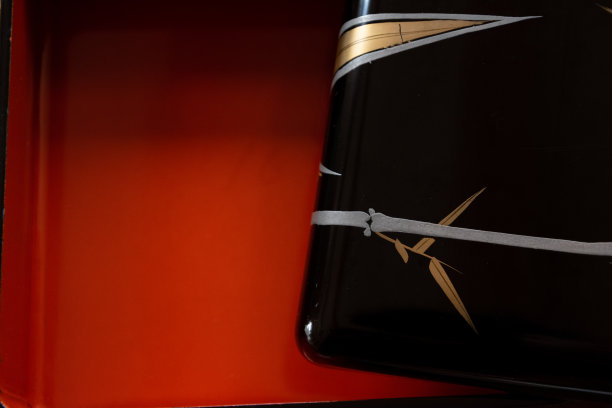 lacquer