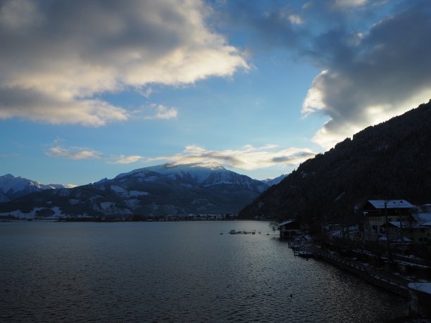 阳光夕阳太阳岩石岸边