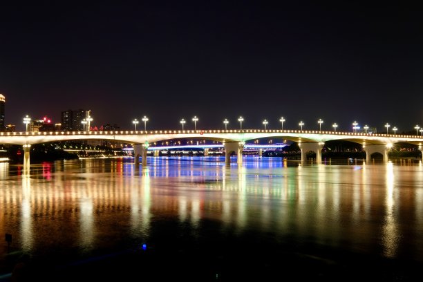 黑金城市背景