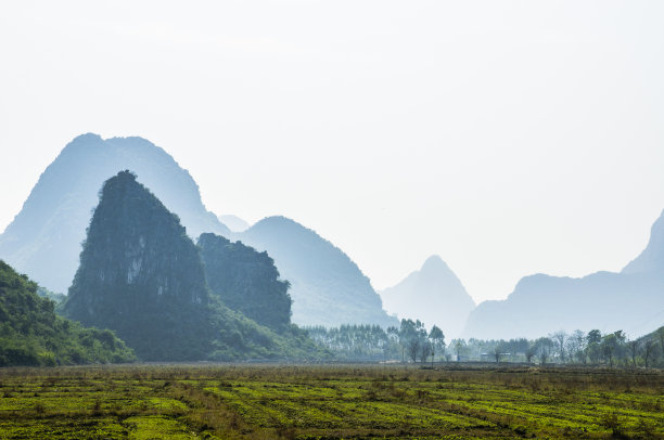 桂林山峰桂林高山大山