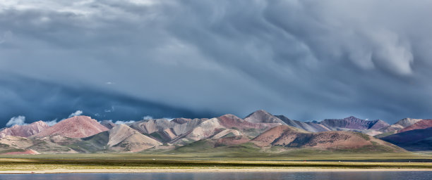 乌云背景