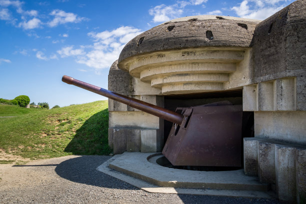 1944