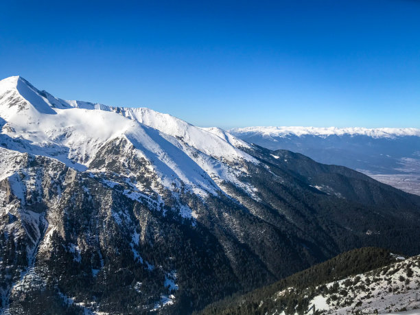 雪峰 山脉 积雪 山顶 阳光