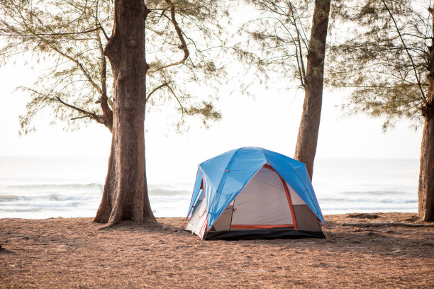 沙滩露营帐篷