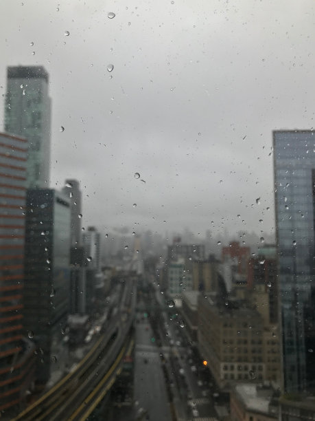 雨天的城市风景
