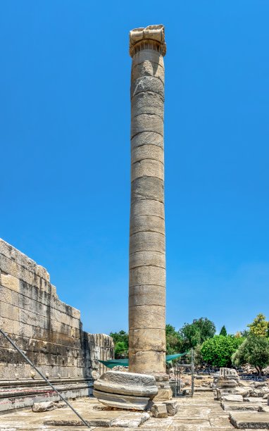columns