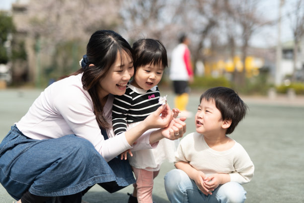 仅日本人,家庭,相伴