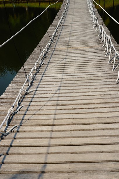 老式木桥