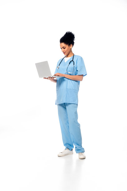 笔记本电脑和一个医用听诊器