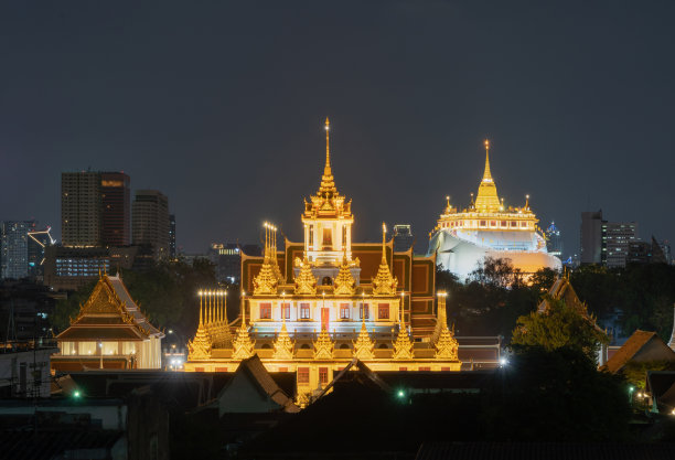 寺庙夜景图