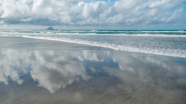 银色大海