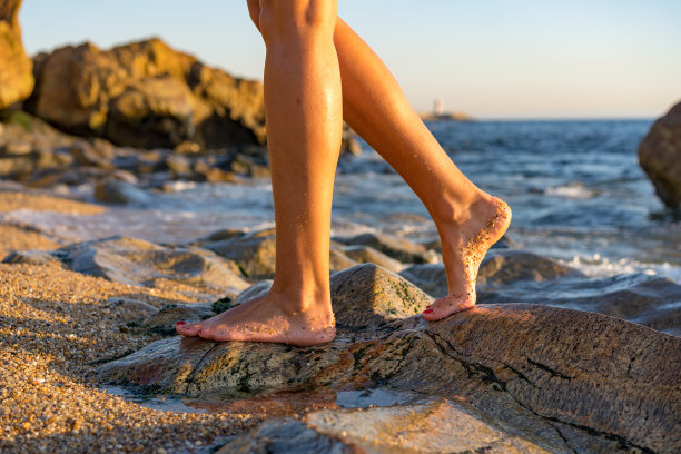 feet