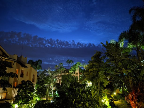 航拍日照城市夜景风光