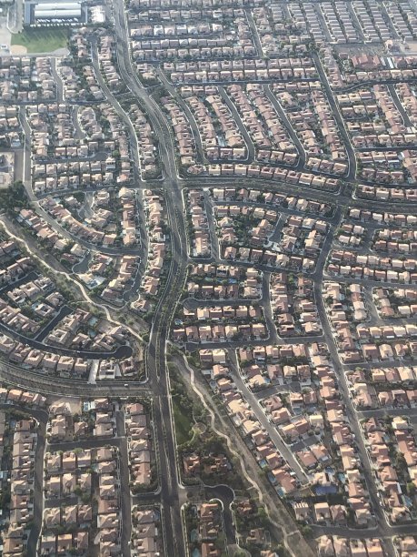 都市