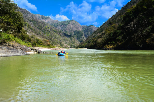 盛夏漂流