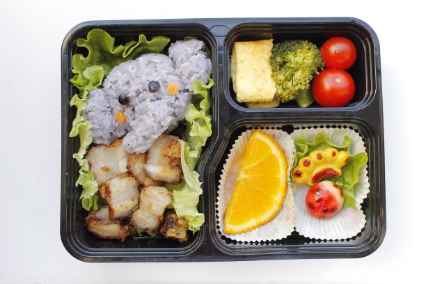 荤素搭配的美味盒饭