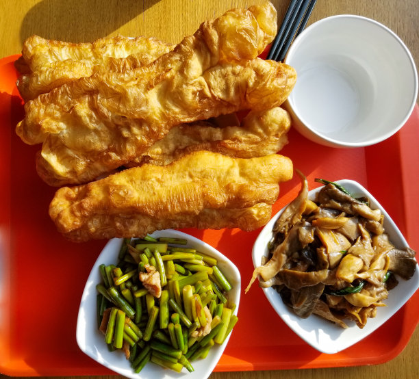 小吃拼盘