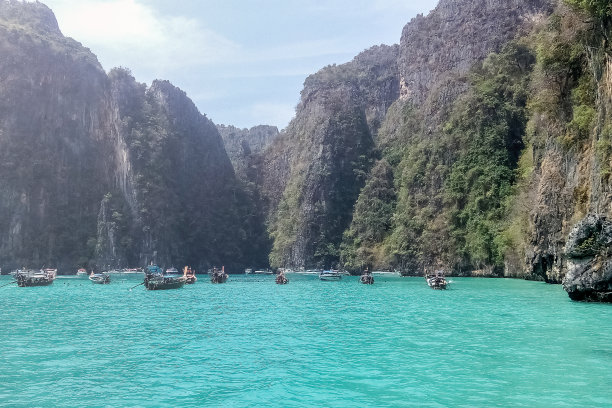 欢乐港湾