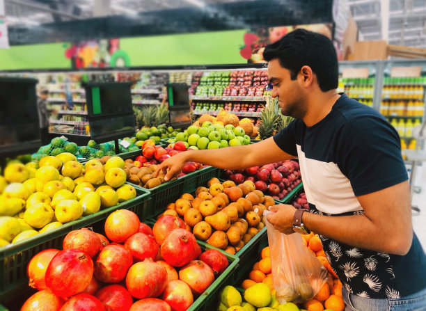 超市有机新鲜蔬菜选购的生活方式