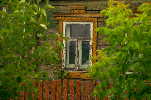 农村旧房子窗户