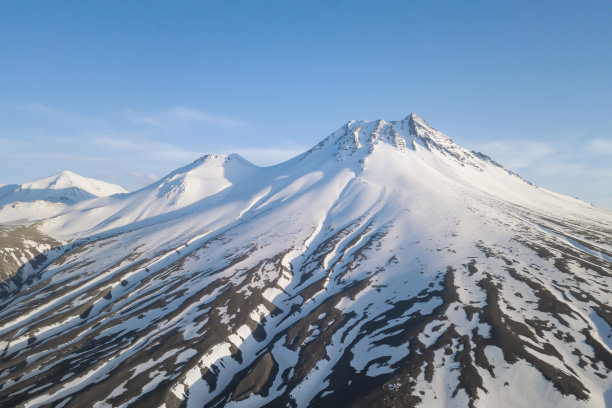 雪峰 山脉 积雪 山顶 阳光