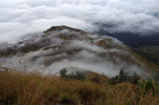 山林云雾风景