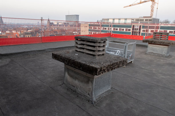 建筑承包商,建筑业,钢铁