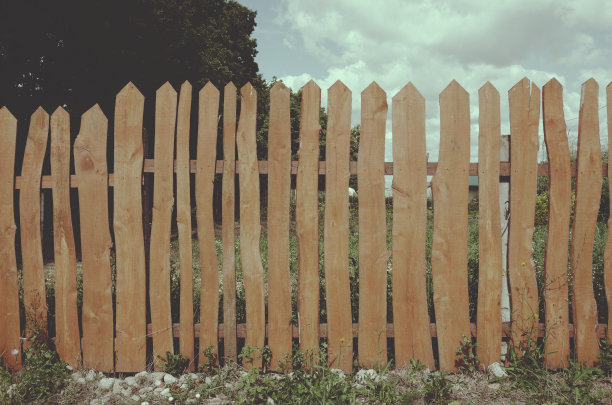 木篱笆围栏
