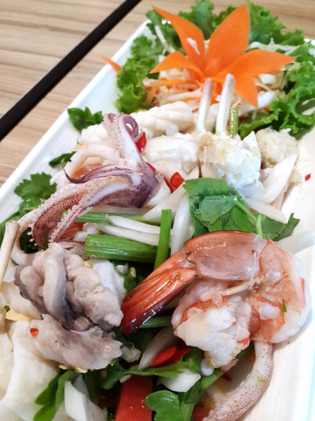 泰式海鲜沙律