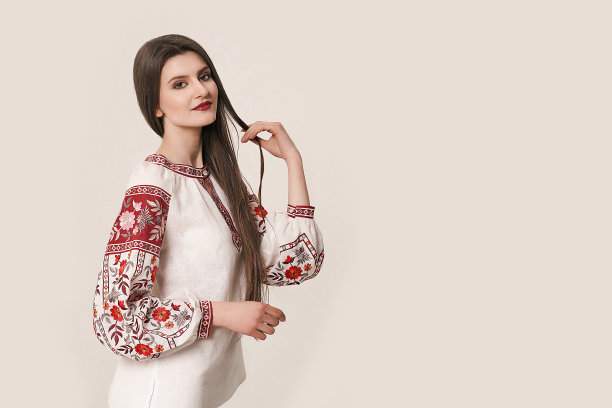 红衣图案优雅美人