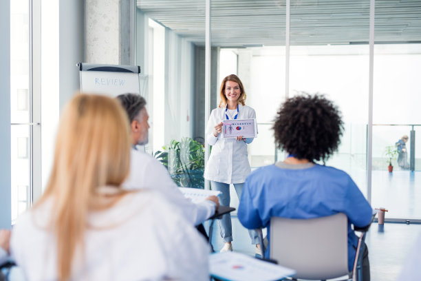 研究医疗研讨会发布会