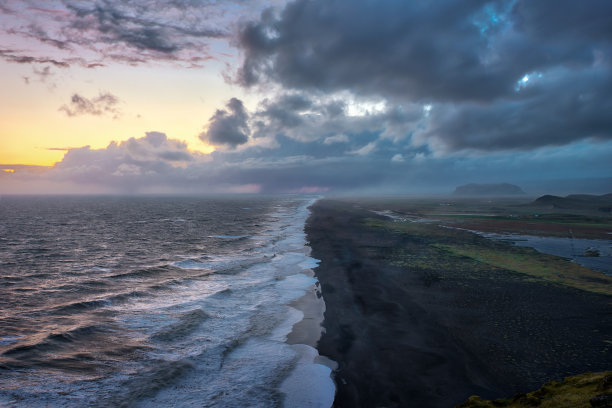 雨后的海岸