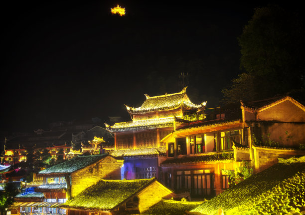 凤凰古城夜景