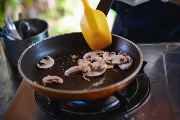 菌菇锅子
