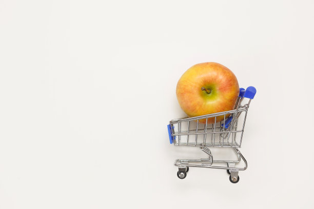 超市待出售的苹果