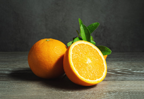 新鲜多汁橙子水果高清特写图片