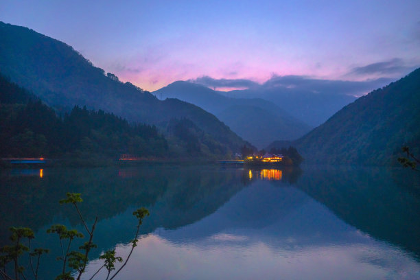 山岭水系风景