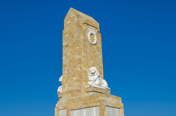 1916